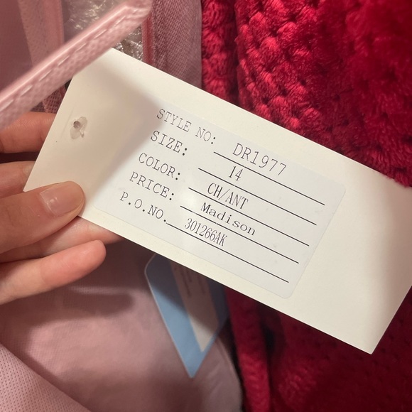 Bridal Dress - Picture 7 of 7